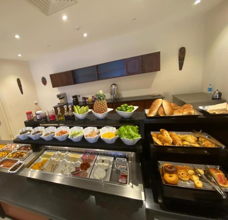 Mamba Point Hotel Freetown Kültér fotó