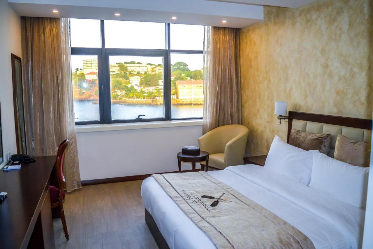Mamba Point Hotel Freetown Kültér fotó