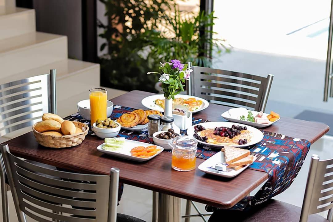 Mamba Point Hotel Freetown Kültér fotó